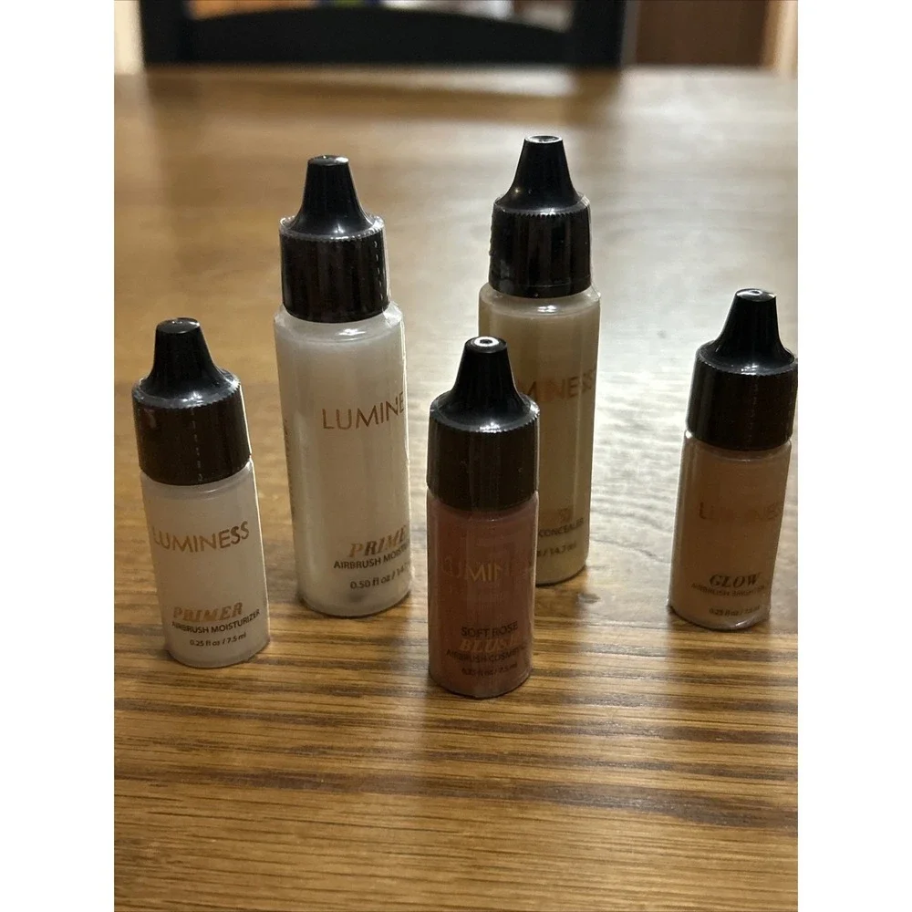 New Sealed Luminess Airbrush Lot. (5) - Primer, Eraser, Glow, Blush, Glow
